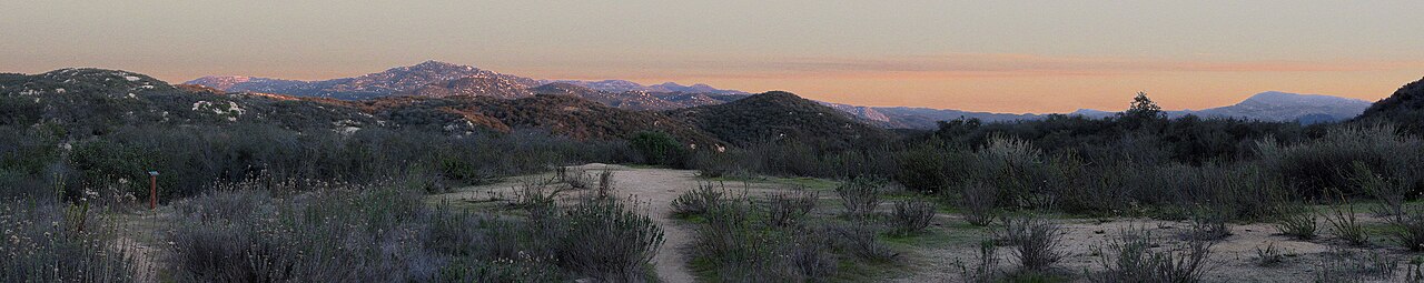 Overlook trail at Daley Ranch, Escondido